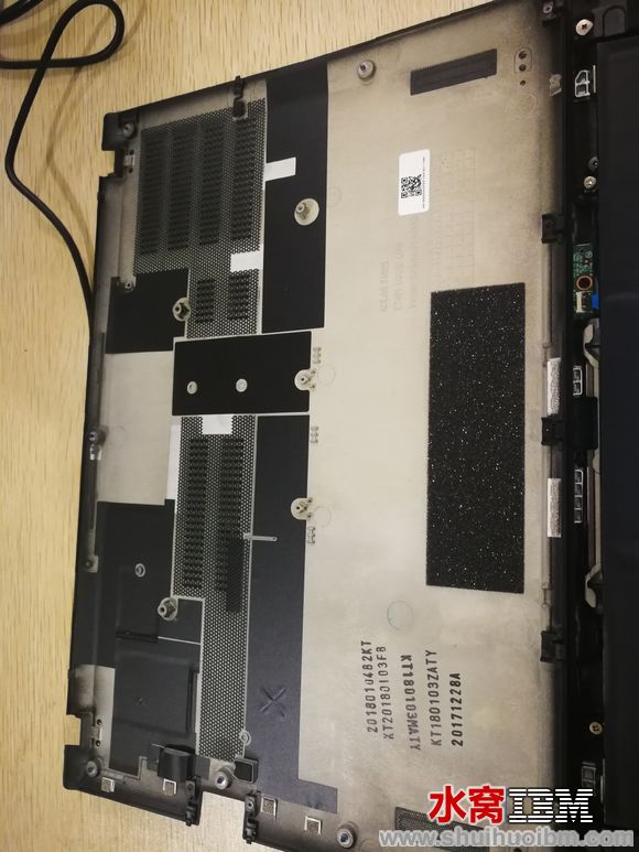 ThinkPad t480s拆机 换硬盘,t480s加内存