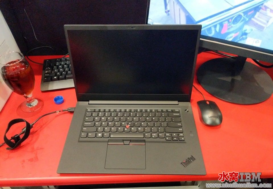 thinkpad p1真机图片分享给大家看看